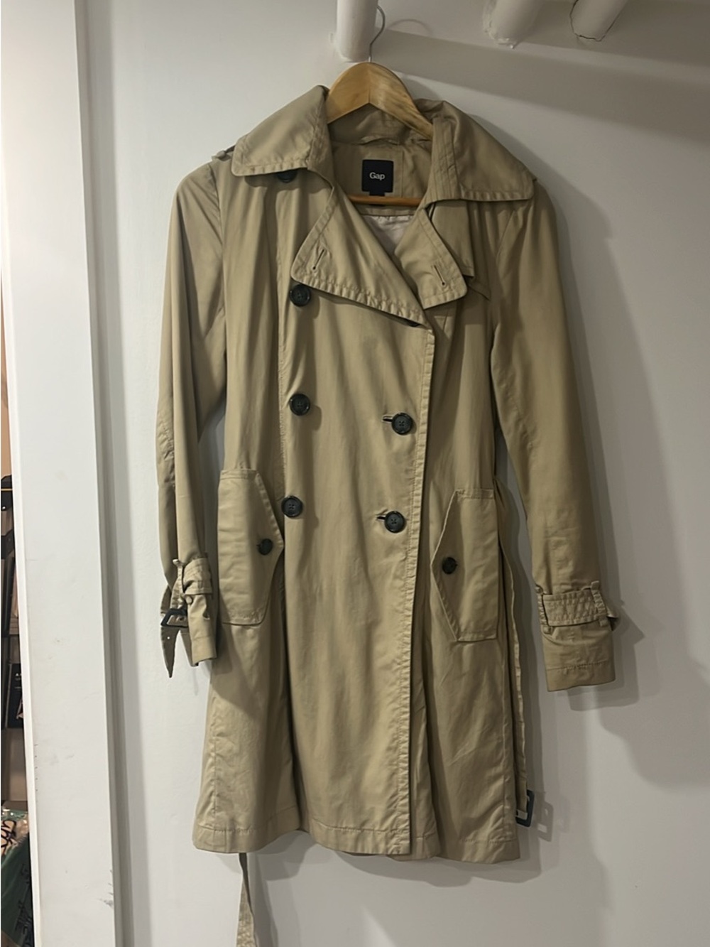 Y2K GAP Women's Tan Double-Breasted Trench Coat